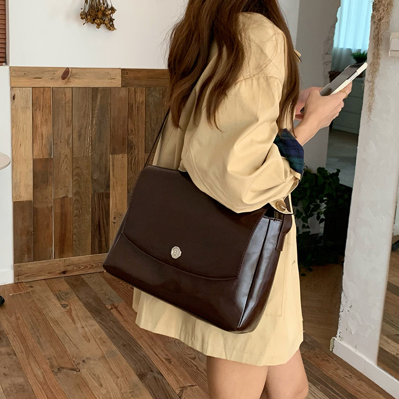 Women Bags On Sale - CGCBAG-حقيبة جلد صناعي عتيقة للنساء ،
