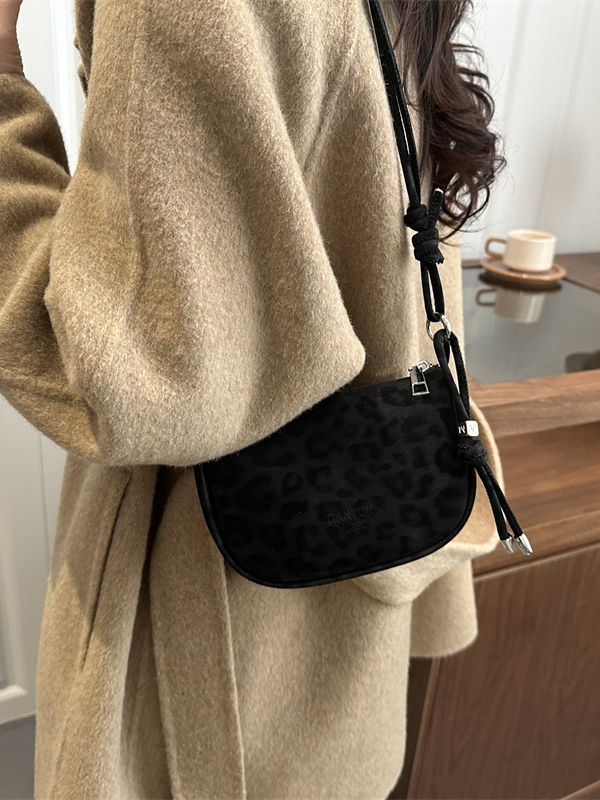 حقيبة كتف عصرية غير لامعة، حقي - مراجعة Women'S Young Bags وسعره